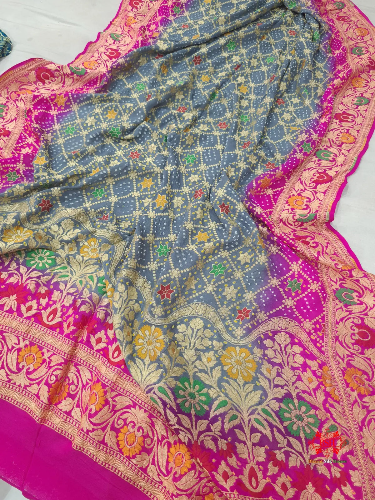 Gray/Pink Georgette Banarasi Handloom Menakari Bandhani Dupatta - Bharat Silk House Bandhej