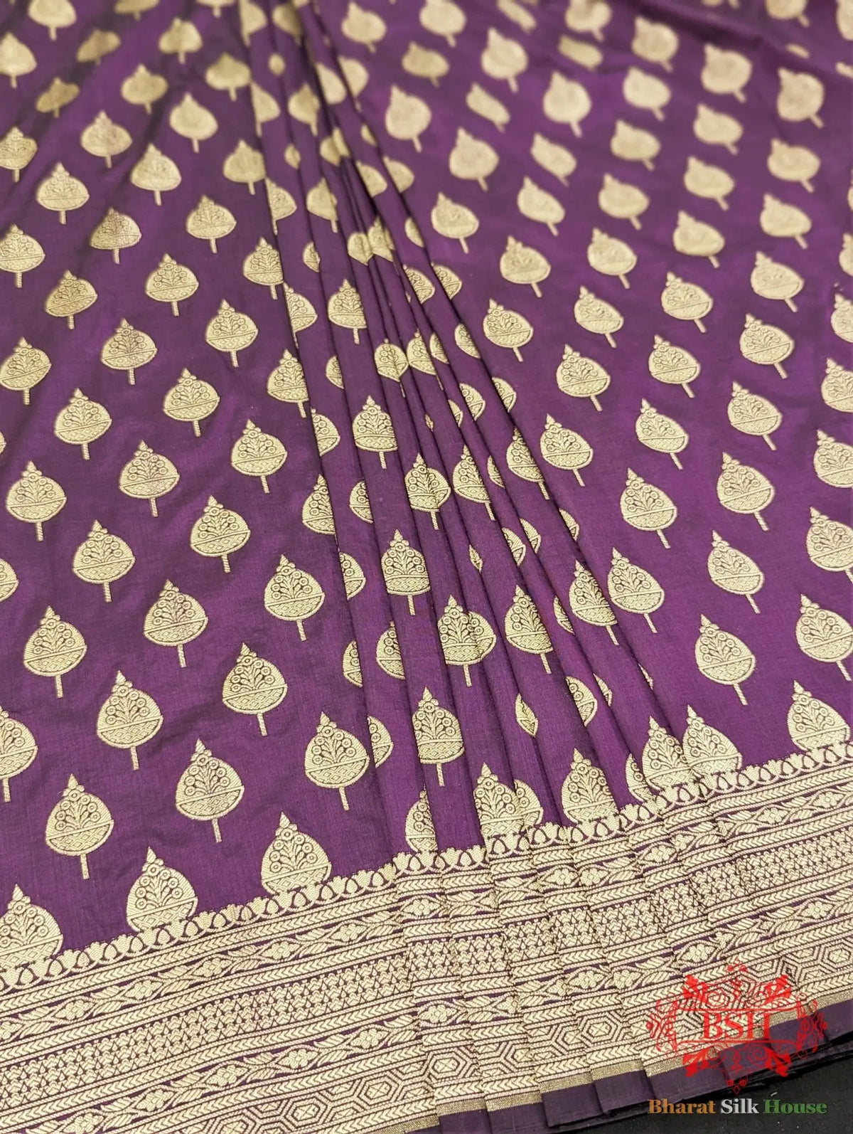 Handloom Banarasi Pure Katan Silk Saree Floral Booti In Shades Of Plum - Bharat Silk House Pure Kataan Silk