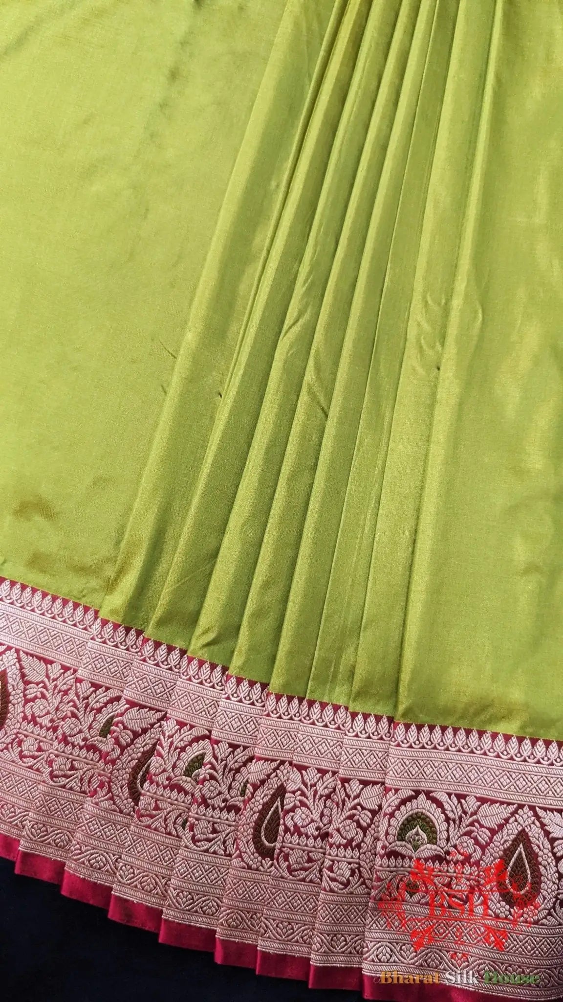 Pure Banarasi Handloom Katan Silk Meenakari Antique Zari Saree In Shades Of Parrot Green - Bharat Silk House Pure Kataan Silk