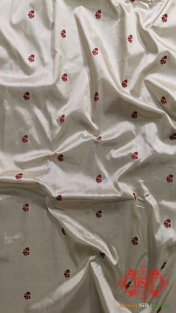 Pure Banrasi Handloom Katan Silk Antique Zari Saree In Shades Of Beige With Red Border - Bharat Silk House Pure Kataan Silk