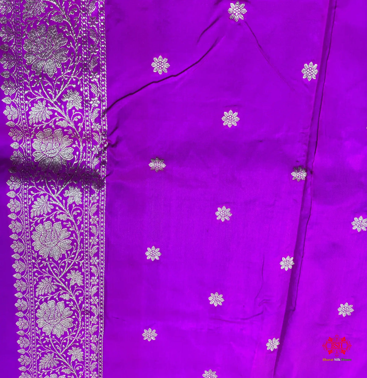 Pure Banarasi Handloom Katan Silk Antique Zari Saree In Shades Of Red - Pure Kataan Silk -