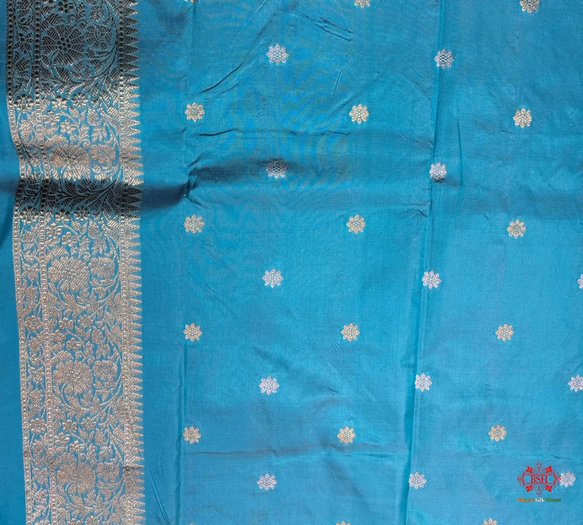 Pure Banarasi Handloom Katan Silk Antique Dual Zari Saree In Shades Of Firozi - Pure Kataan Silk -