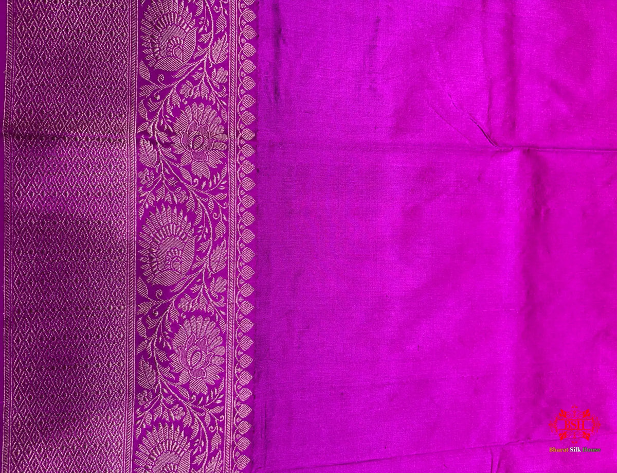 Pure Banarasi Handloom Katan Silk Antique Zari Saree In Cross Shades Of Pink/Orange - Pure Kataan Silk -