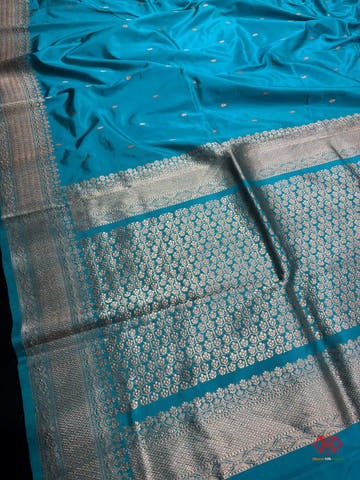 Pure Banarasi Handloom Katan Silk Antique Zari Saree In Shades Of Firozi - Pure Kataan Silk -