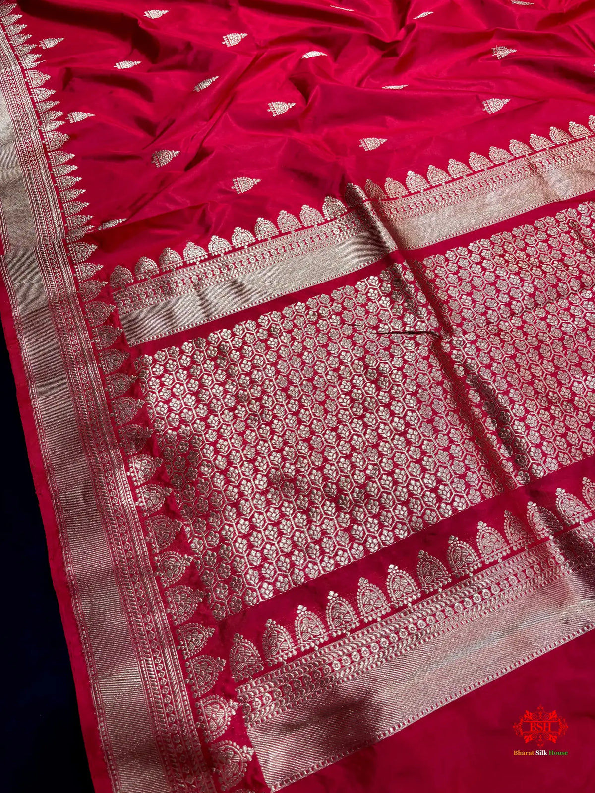 Pure Banarasi Handloom Katan Silk Antique Zari Saree In Shades Of Red - Pure Kataan Silk -