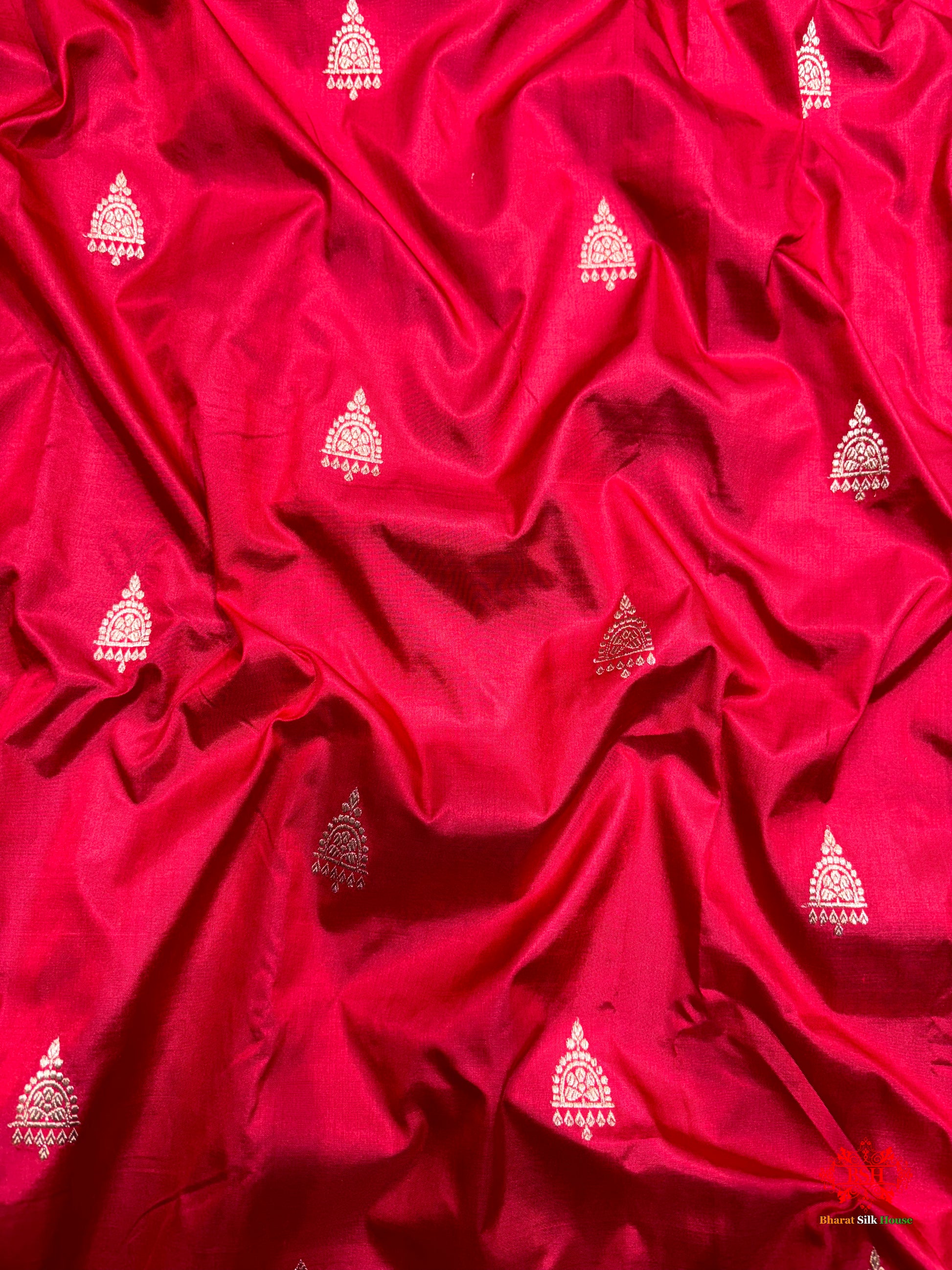 Pure Banarasi Handloom Katan Silk Antique Zari Saree In Shades Of Red - Pure Kataan Silk - 