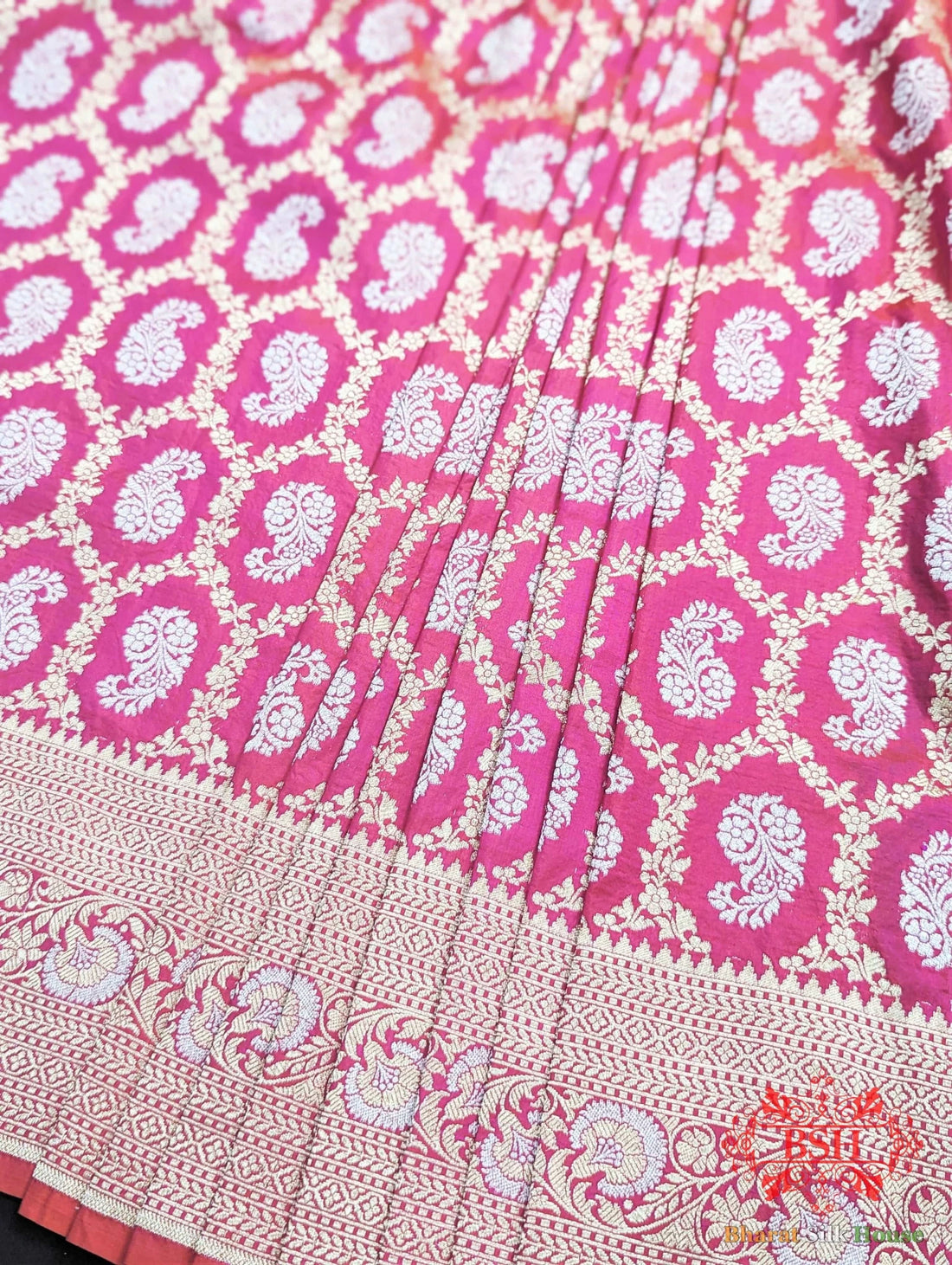 Banarasi Handwoven Katan Silk Saree With Dual Zari Floral Jaal In Shades Of Pink - Bharat Silk House Pure Kataan Silk