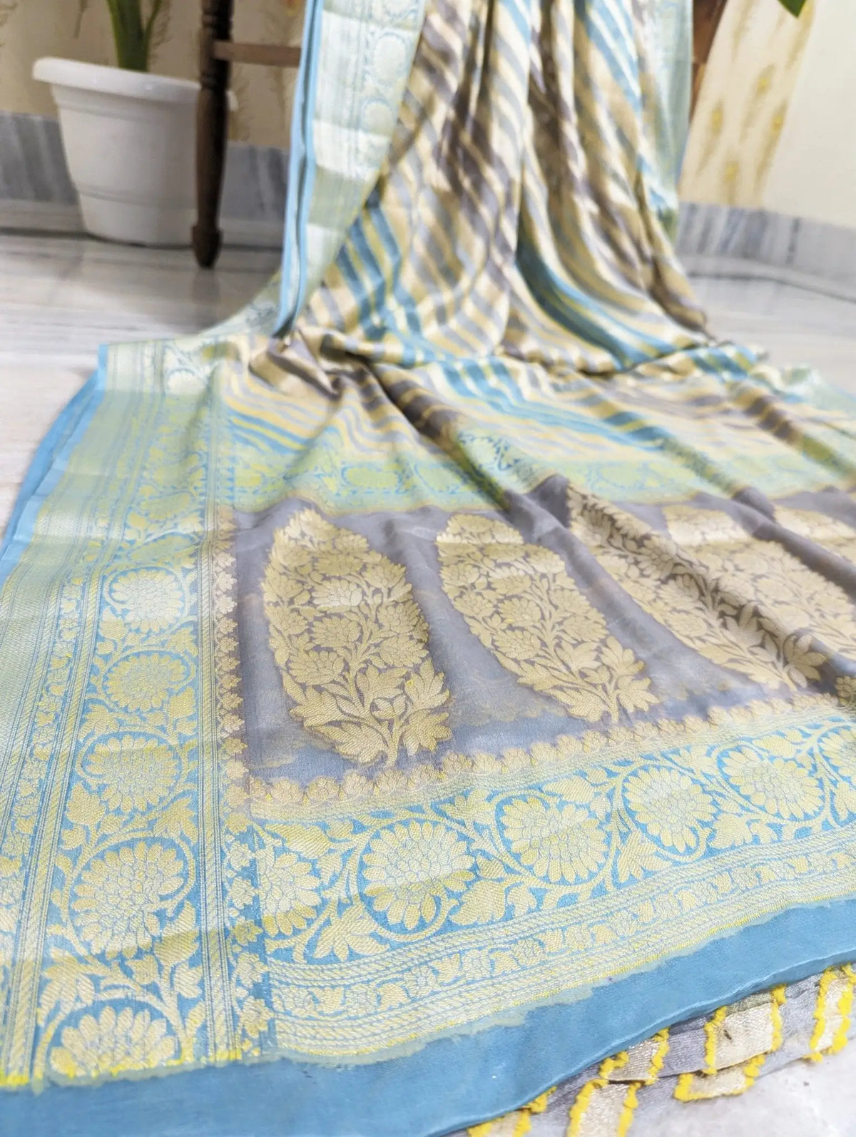 Handbrush Dyed Chiffon Multicolor Saree - Bharat Silk House Chiffon Sarees