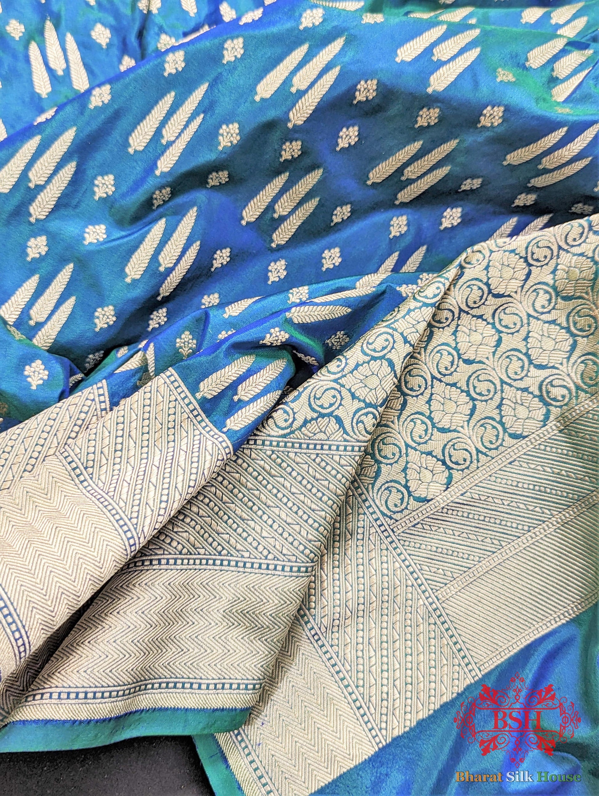 Handloom Banarasi Pure Katan Silk Floral Booti In Shades Of Peacock - Bharat Silk House