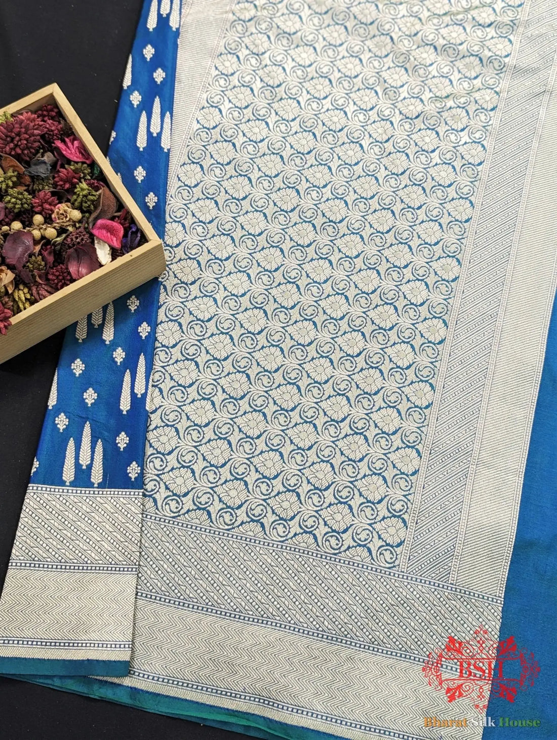 Handloom Banarasi Pure Katan Silk Floral Booti In Shades Of Peacock - Bharat Silk House Pure Kataan Silk