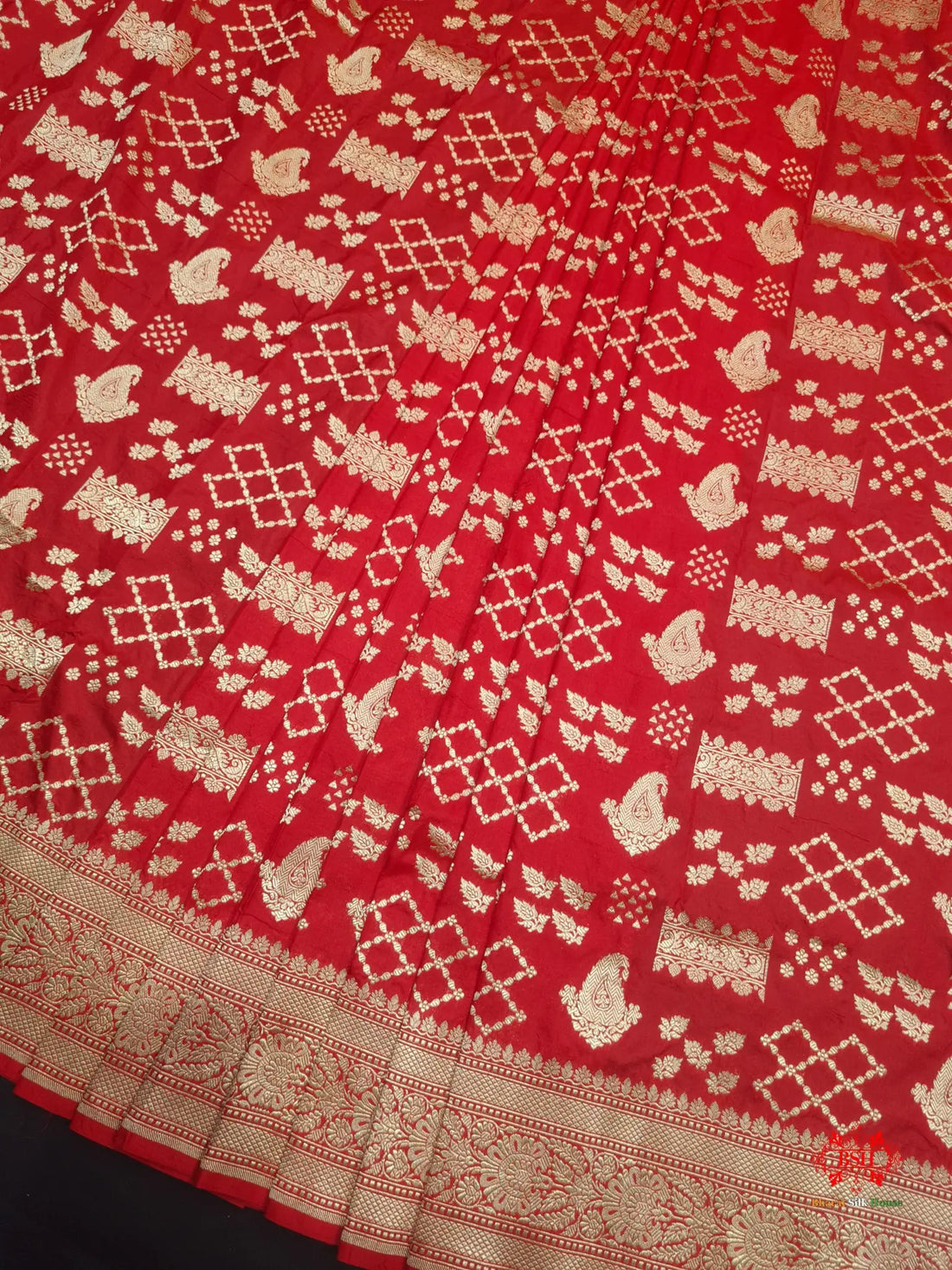 Handloom Banarasi Pure Katan Silk Floral Jaal In Shades Of Red - Bharat Silk House Pure Kataan Silk