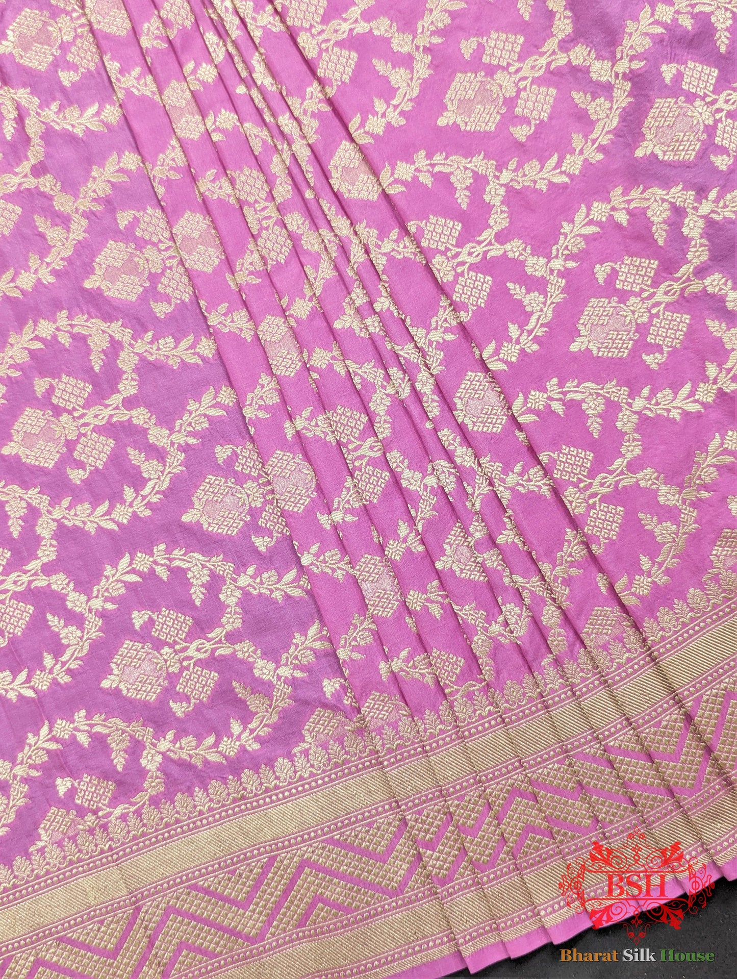 Handloom Banarasi Pure Katan Silk Floral Jaal Saree In Shades Of Violet - Bharat Silk House