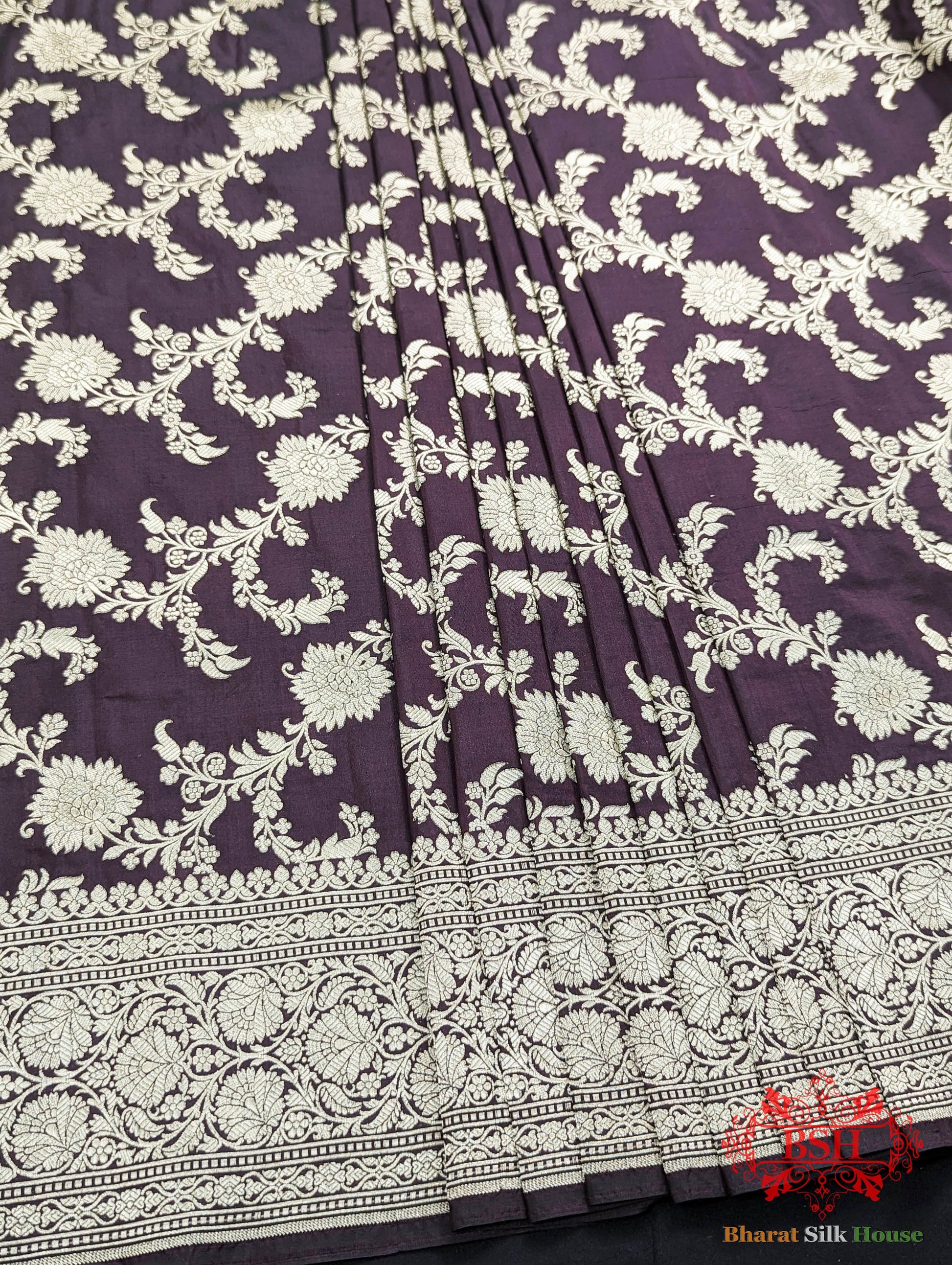 Handloom Banarasi Pure Katan Silk Opara Saree With Floral Jaal In Shades Of Garnet - Bharat Silk House