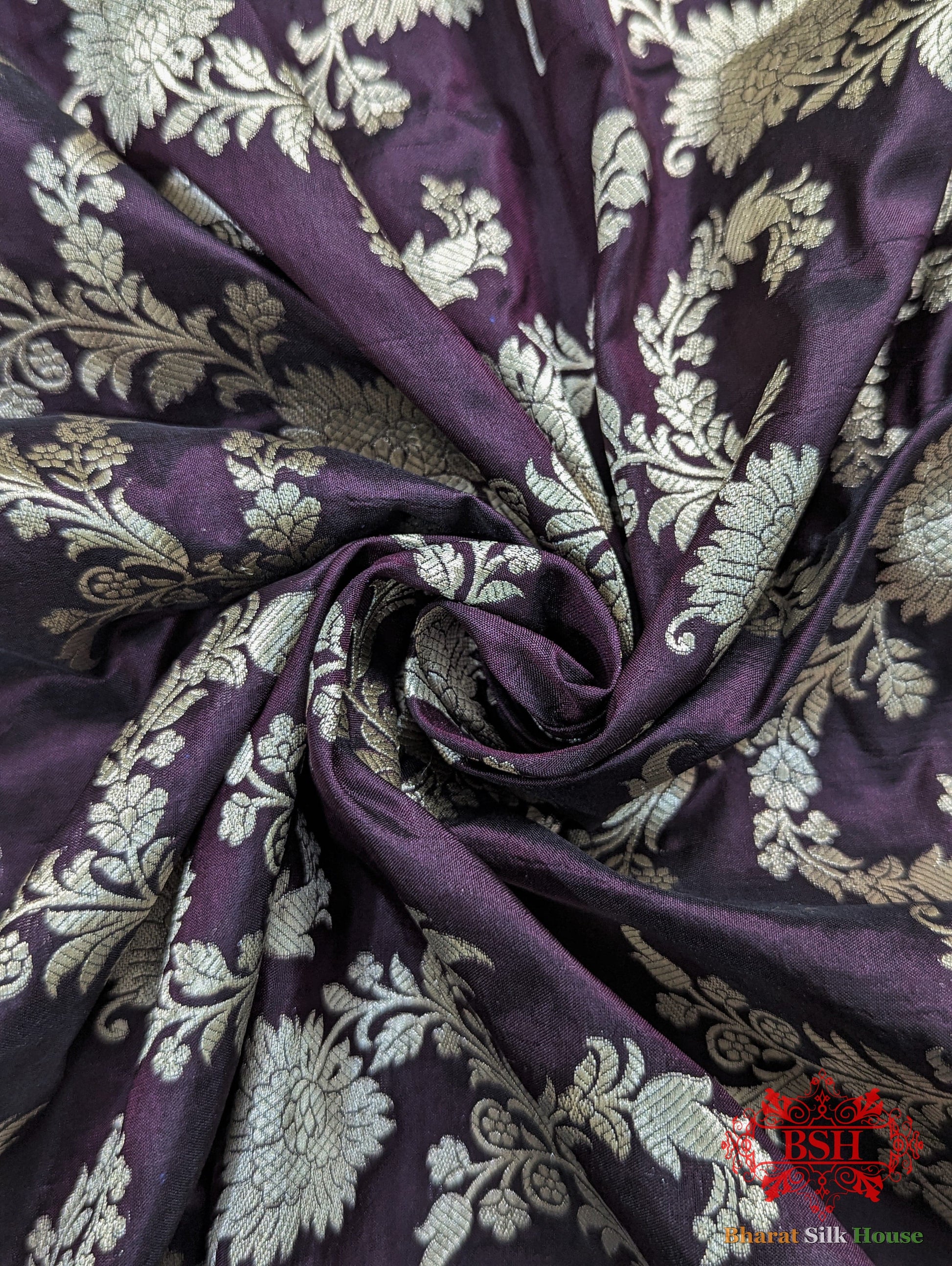Handloom Banarasi Pure Katan Silk Opara Saree With Floral Jaal In Shades Of Garnet - Bharat Silk House
