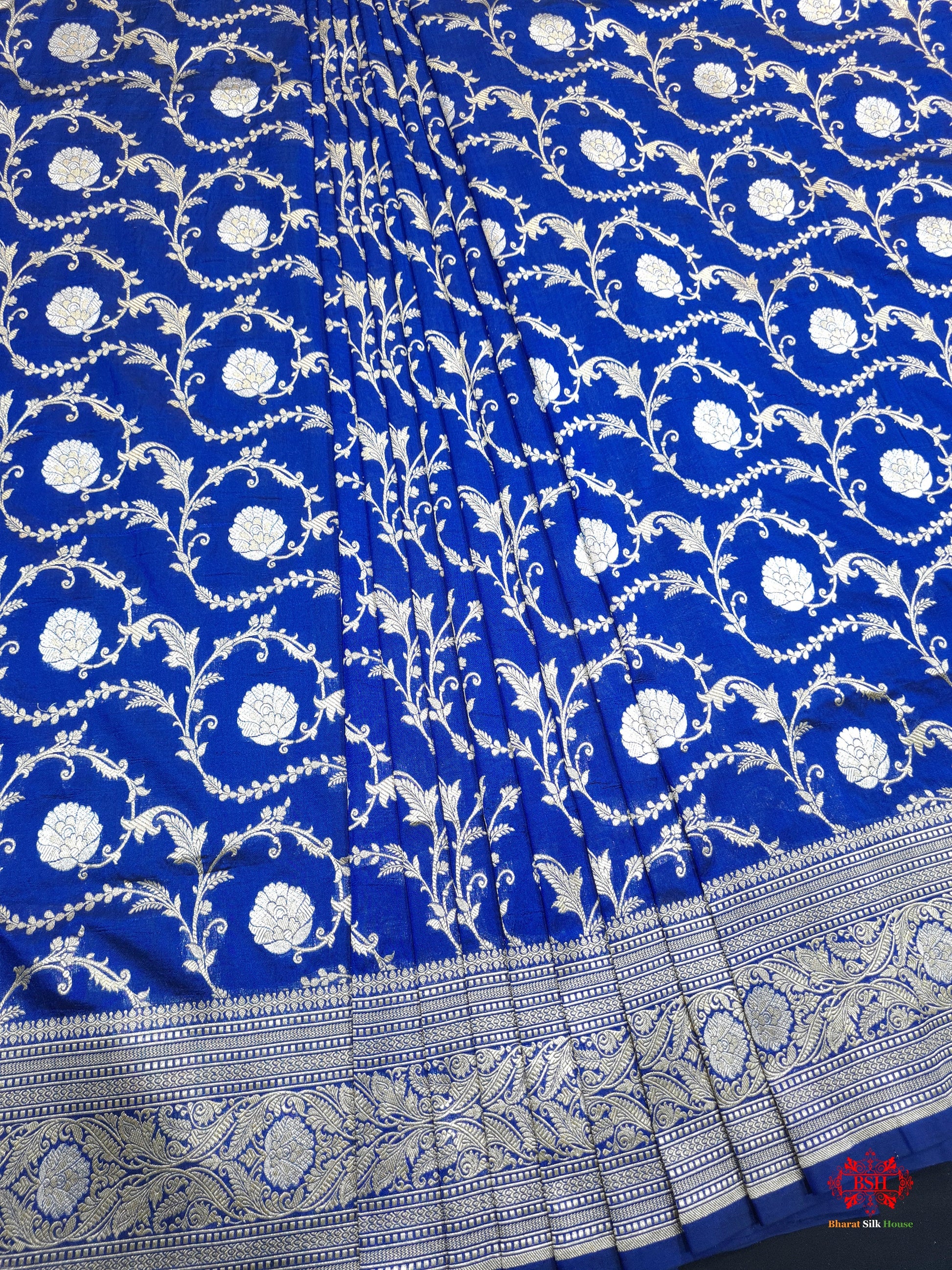 Handloom Banarasi Pure Katan Silk Opara Sona Rupa Dual Zari Saree Floral Jaal In Shades Of Blue - Bharat Silk House
