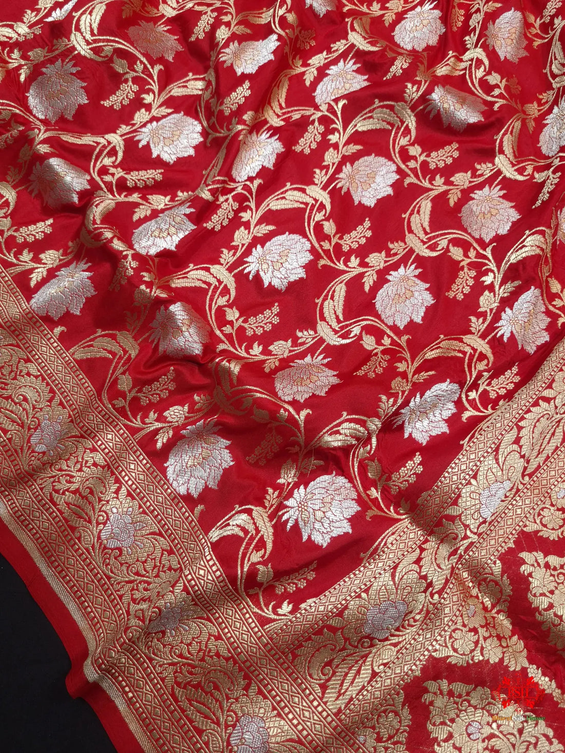 Handloom Banarasi Pure Katan Silk Opara Sona Rupa Dual Zari Saree Floral Jaal In Shades Of Red - Bharat Silk House Pure Kataan Silk