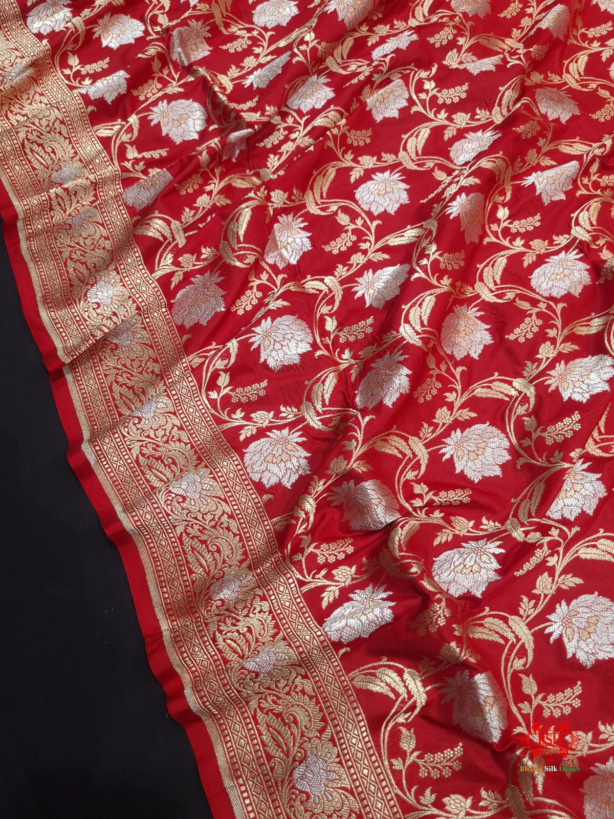 Handloom Banarasi Pure Katan Silk Opara Sona Rupa Dual Zari Saree Floral Jaal In Shades Of Red - Bharat Silk House Pure Kataan Silk