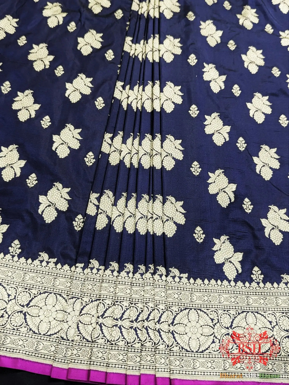 Handloom Banarasi Pure Katan Silk Saree Floral Booti In Shades Of Navy Blue - Bharat Silk House Pure Kataan Silk