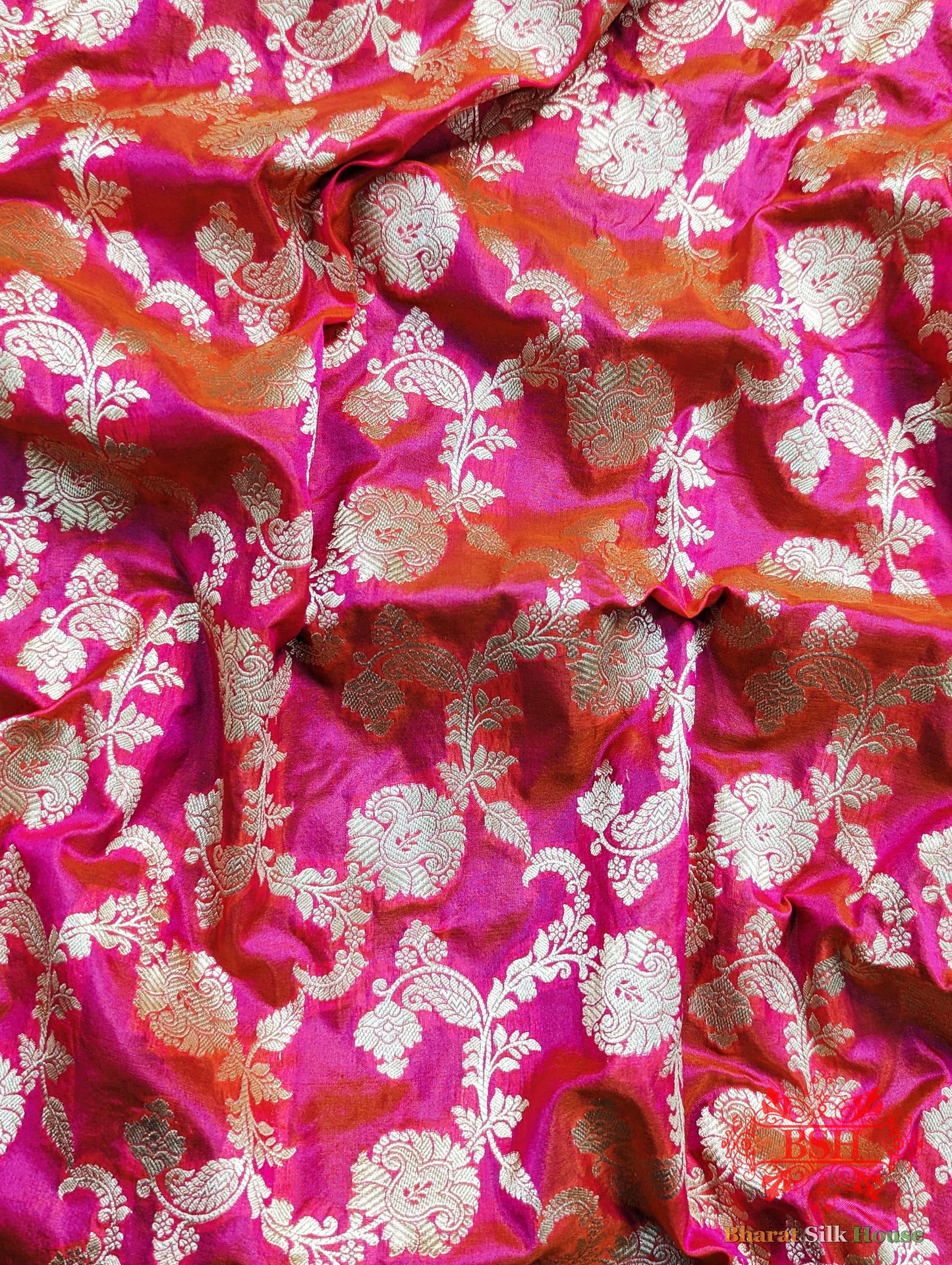 Handloom Banarasi Pure Katan Silk Saree Floral In Shades Of Pink/Orange Cross Color - Bharat Silk House