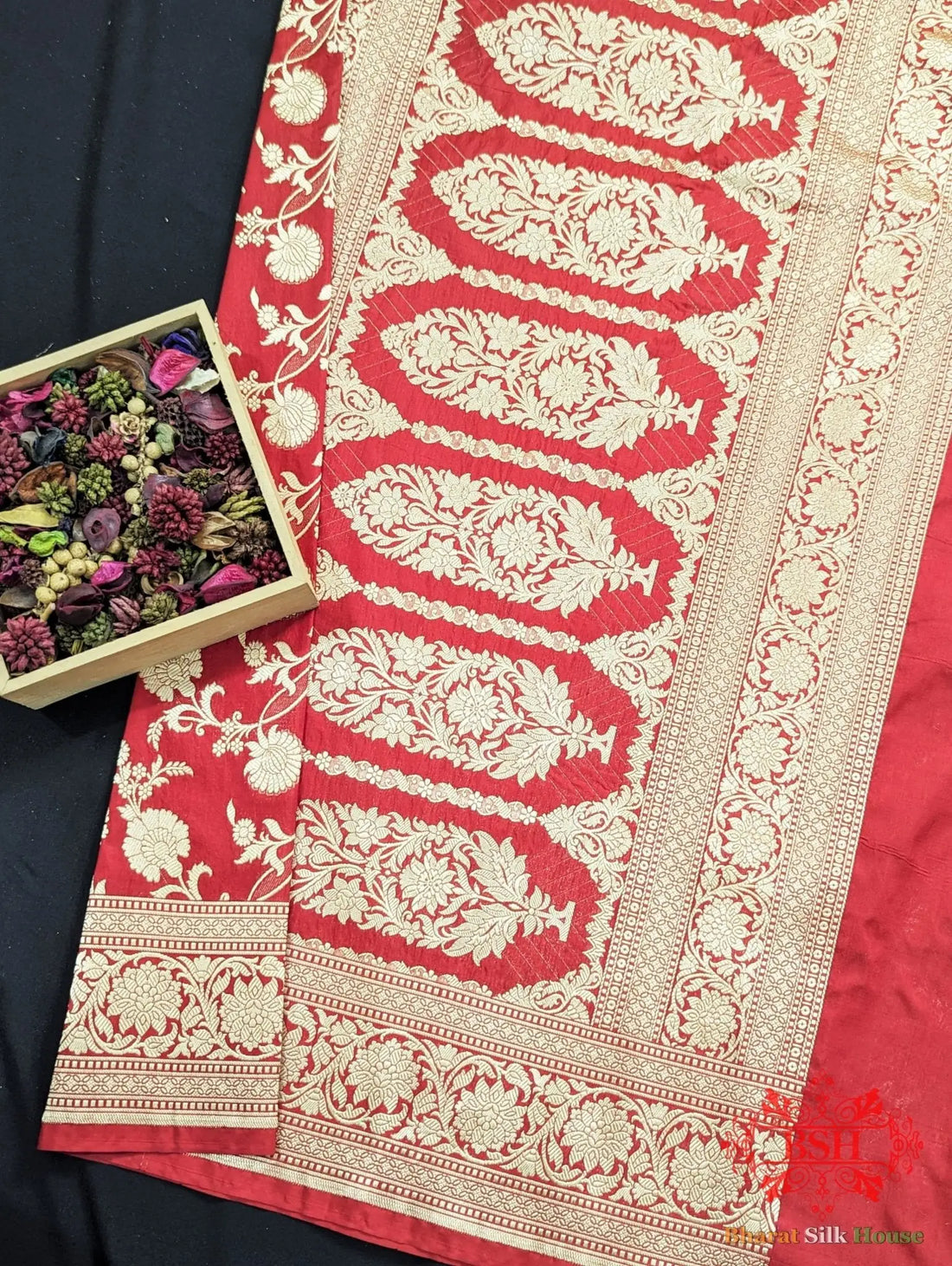 Handloom Banarasi Pure Katan Silk Saree Floral Jaal In Shades Of Red - Bharat Silk House Pure Kataan Silk