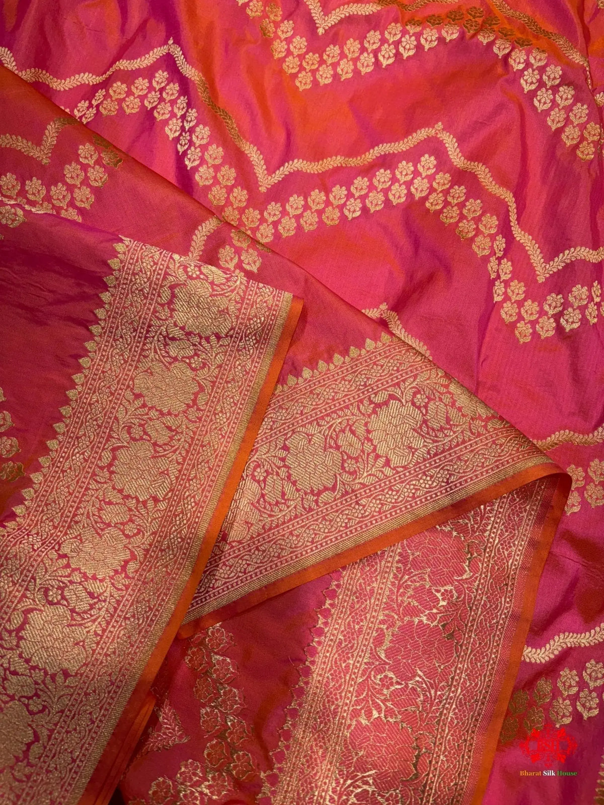 Handloom Banarasi Pure Katan Silk Zigzag Pattern In Cross Shades Of Pink/Orange - Bharat Silk House katan silk