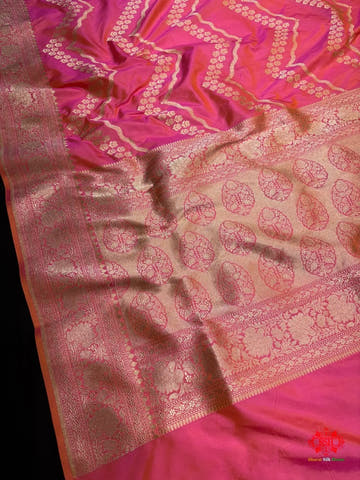 Handloom Banarasi Pure Katan Silk Zigzag Pattern In Cross Shades Of Pink/Orange - Bharat Silk House katan silk