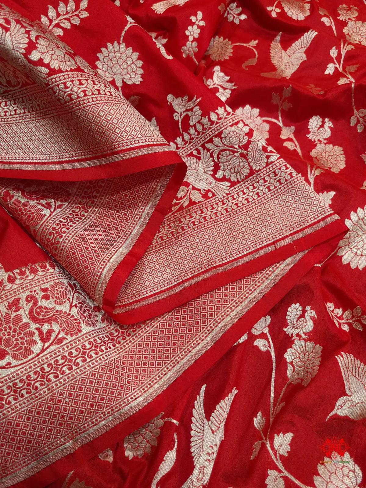 Handloom Banarasi Shikargah Katan Silk Saree In Shades Of Red - Bharat Silk House Pure Kataan Silk