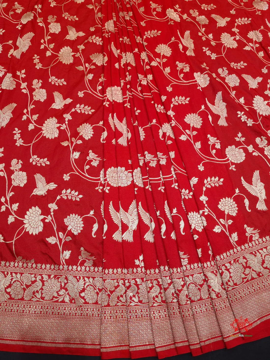 Handloom Banarasi Shikargah Katan Silk Saree In Shades Of Red - Bharat Silk House Pure Kataan Silk