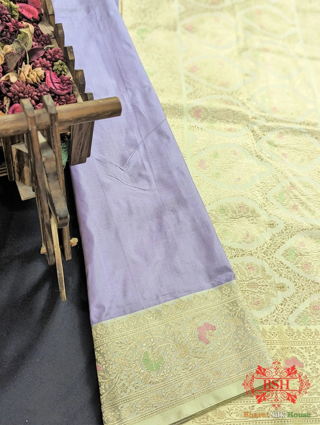 Lavender Pure Katan Silk Banarasi Handloom Saree - Bharat Silk House Pure Kataan Silk