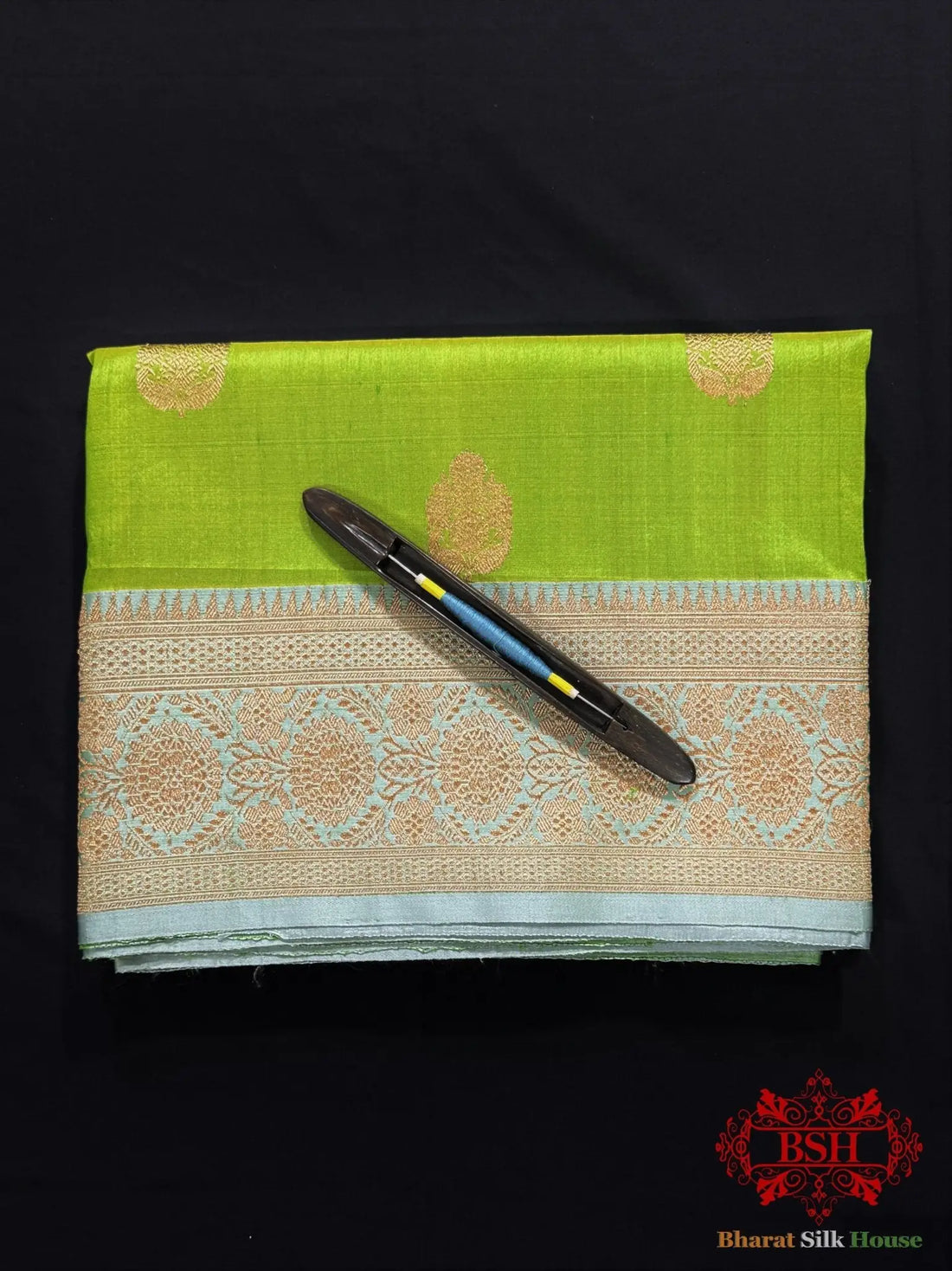 Parrot Green Pure Tussar Moonga Silk Handloom Saree With Zari Border - Bharat Silk House Tussar