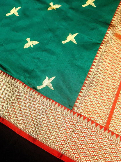 Pure Banarasi Handloom Katan Silk Antique Meena Zari Saree In Shades of Rama Green / Red - Bharat Silk House Pure Kataan Silk