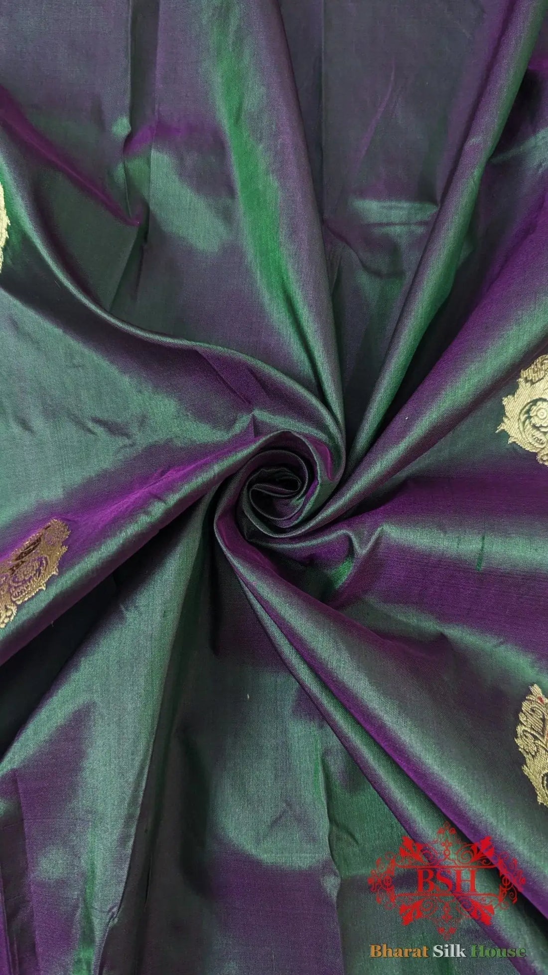 Pure Banarasi Handloom Katan Silk Antique Zari Saree In Shades Of Green/Pink Cross Color - Bharat Silk House Pure Kataan Silk