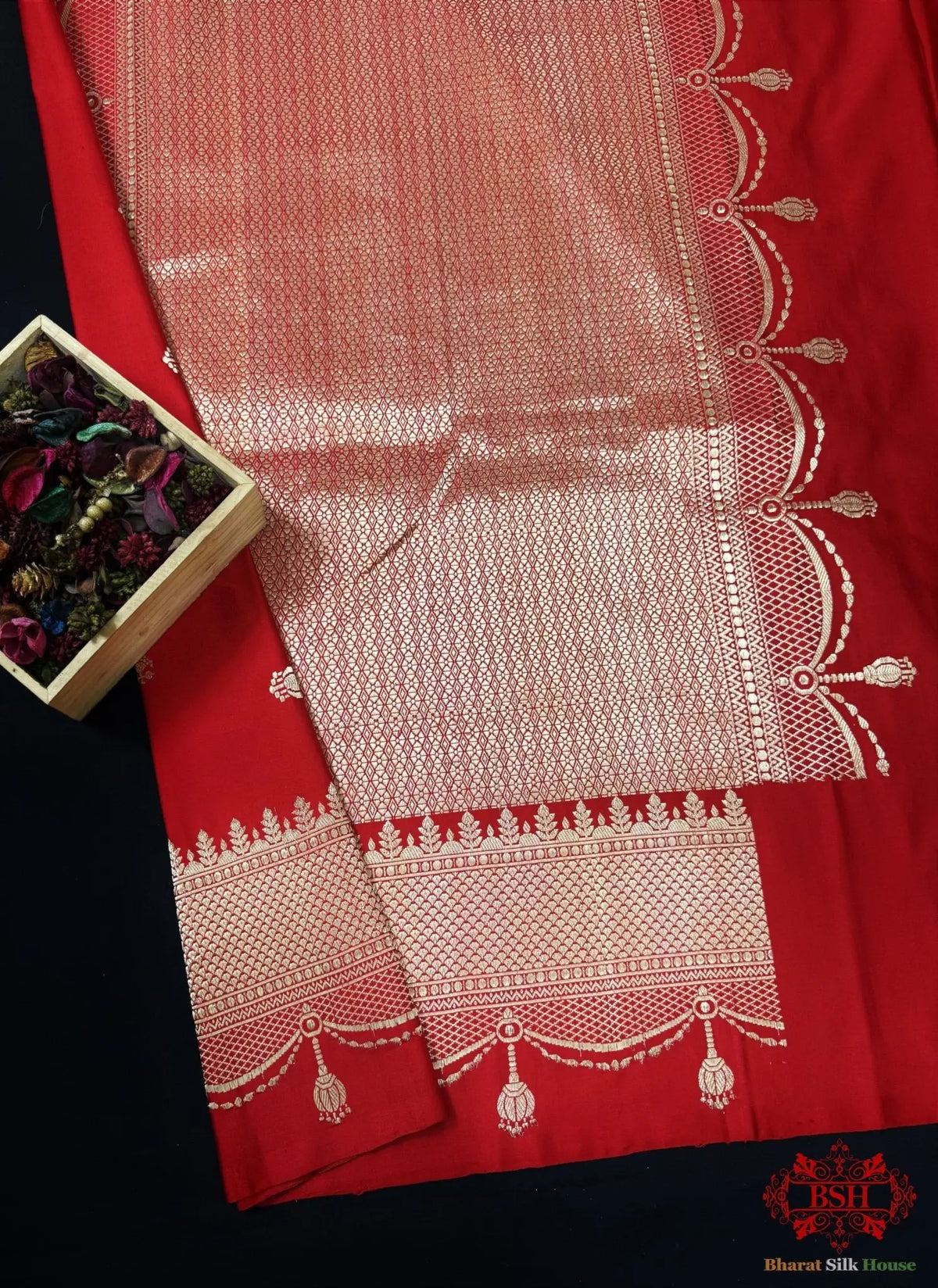 Pure Banarasi Handloom Katan Silk Antique Zari Saree In Shades Of Red - Bharat Silk House Pure Kataan Silk