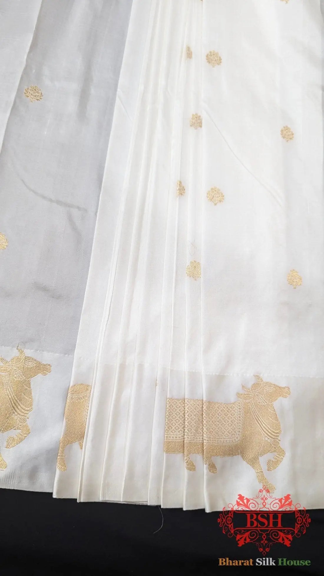 Pure Banarasi Handloom Katan Silk Antique Zari Saree In Shades Of White - Bharat Silk House Pure Kataan Silk