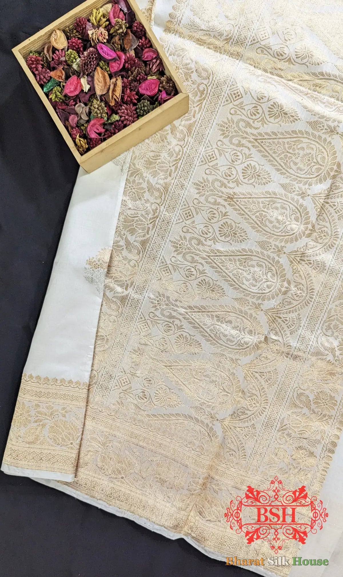 Pure Banarasi Handloom Katan Silk Dyeable Meenakaari Antique Zari Saree In Shades Of White - Bharat Silk House Pure Kataan Silk