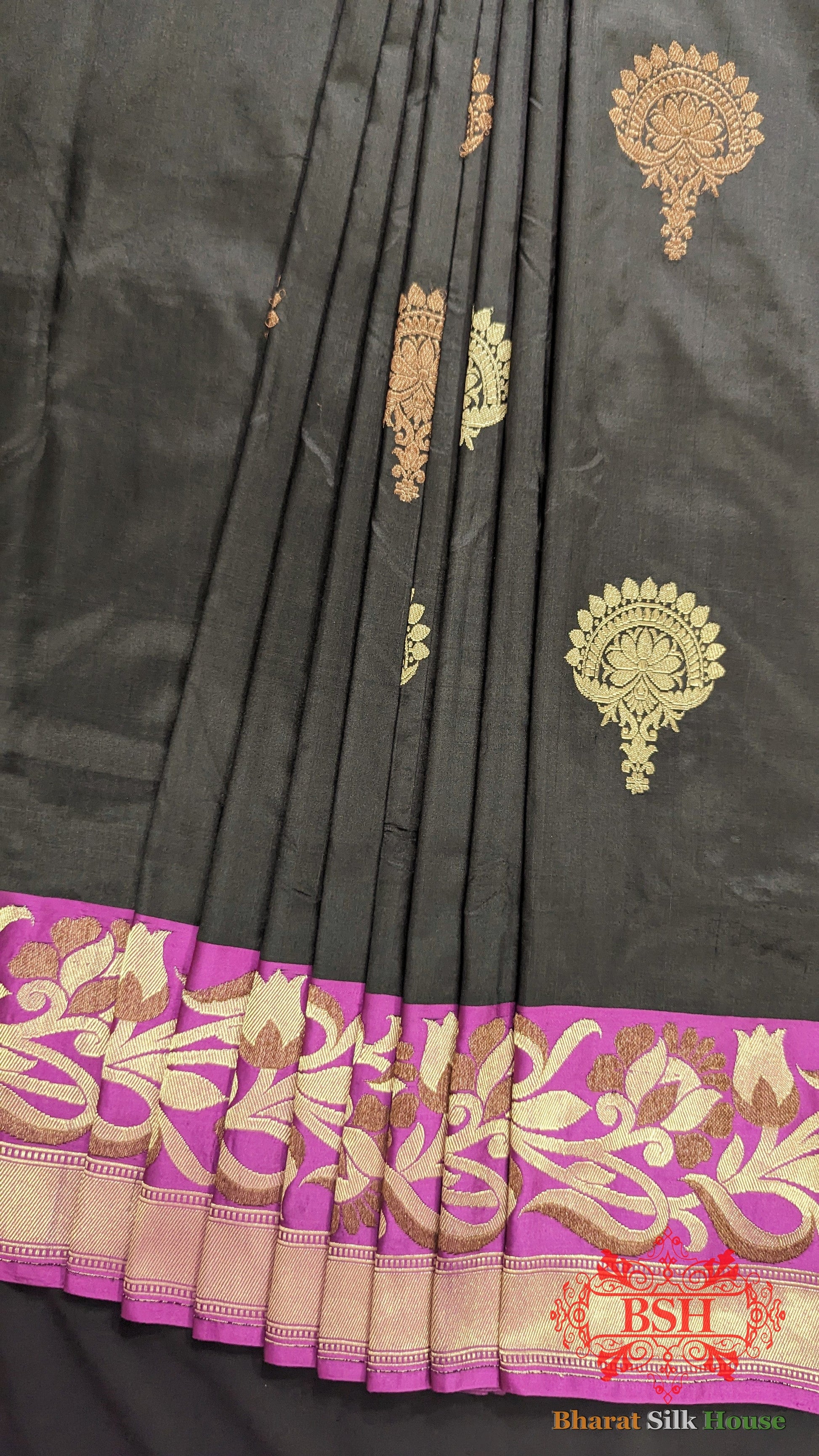 Pure Banarasi Handloom Katan Silk Meenakari Antique Double Zari Saree In Shades Of Black - Bharat Silk House