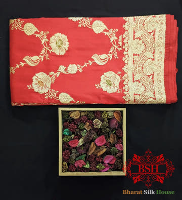 Pure Banarasi Handloom Katan Silk Meenakari Antique Golden Zari Saree In Shades Of Red - Bharat Silk House Pure Kataan Silk
