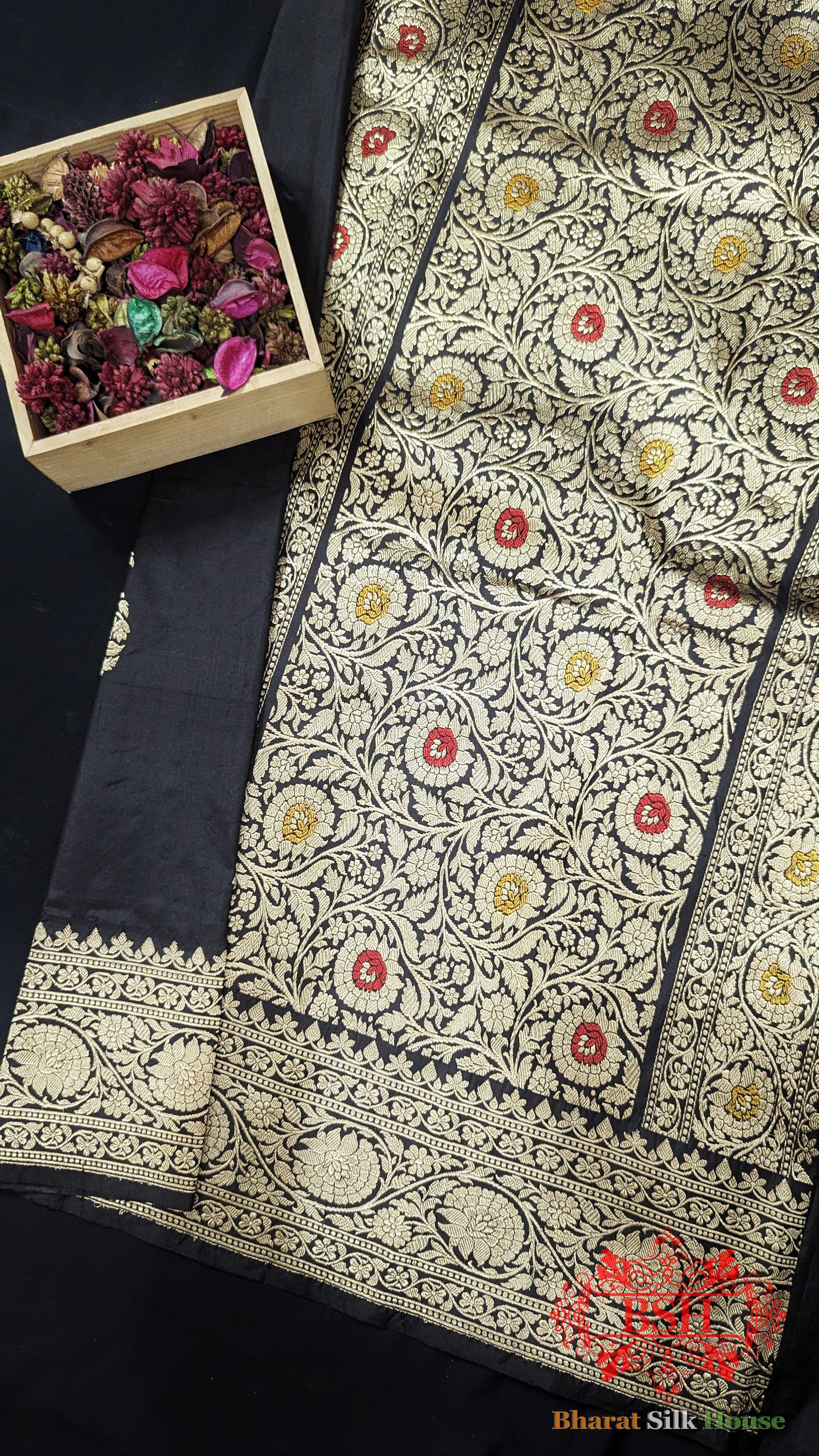 Pure Banarasi Handloom Katan Silk Meenakari Antique Zari Saree In Shades Of Black - Bharat Silk House