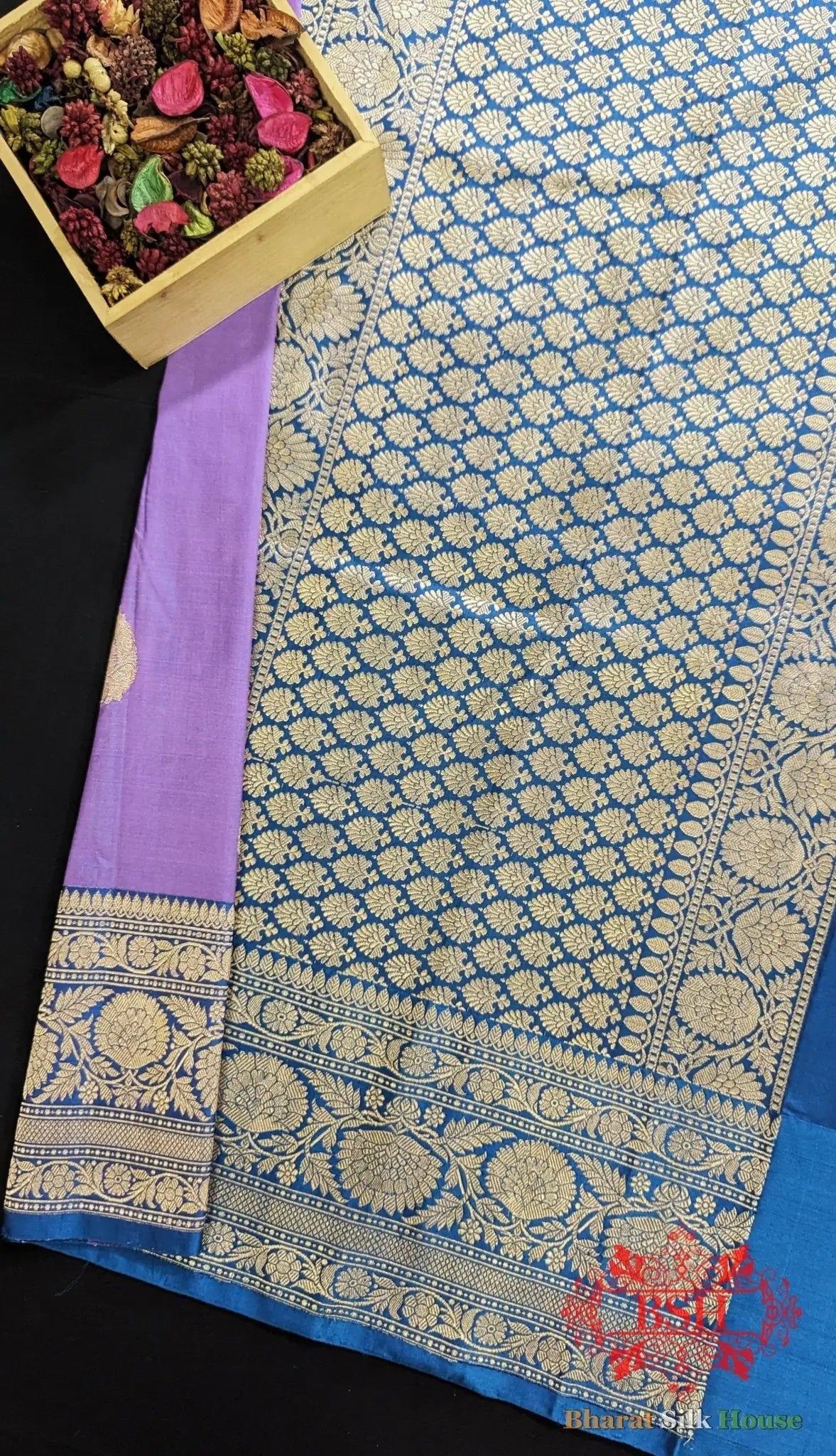 Pure Banarasi Handloom Katan Silk Meenakari Antique Zari Saree In Shades Of Lavender - Bharat Silk House Pure Kataan Silk
