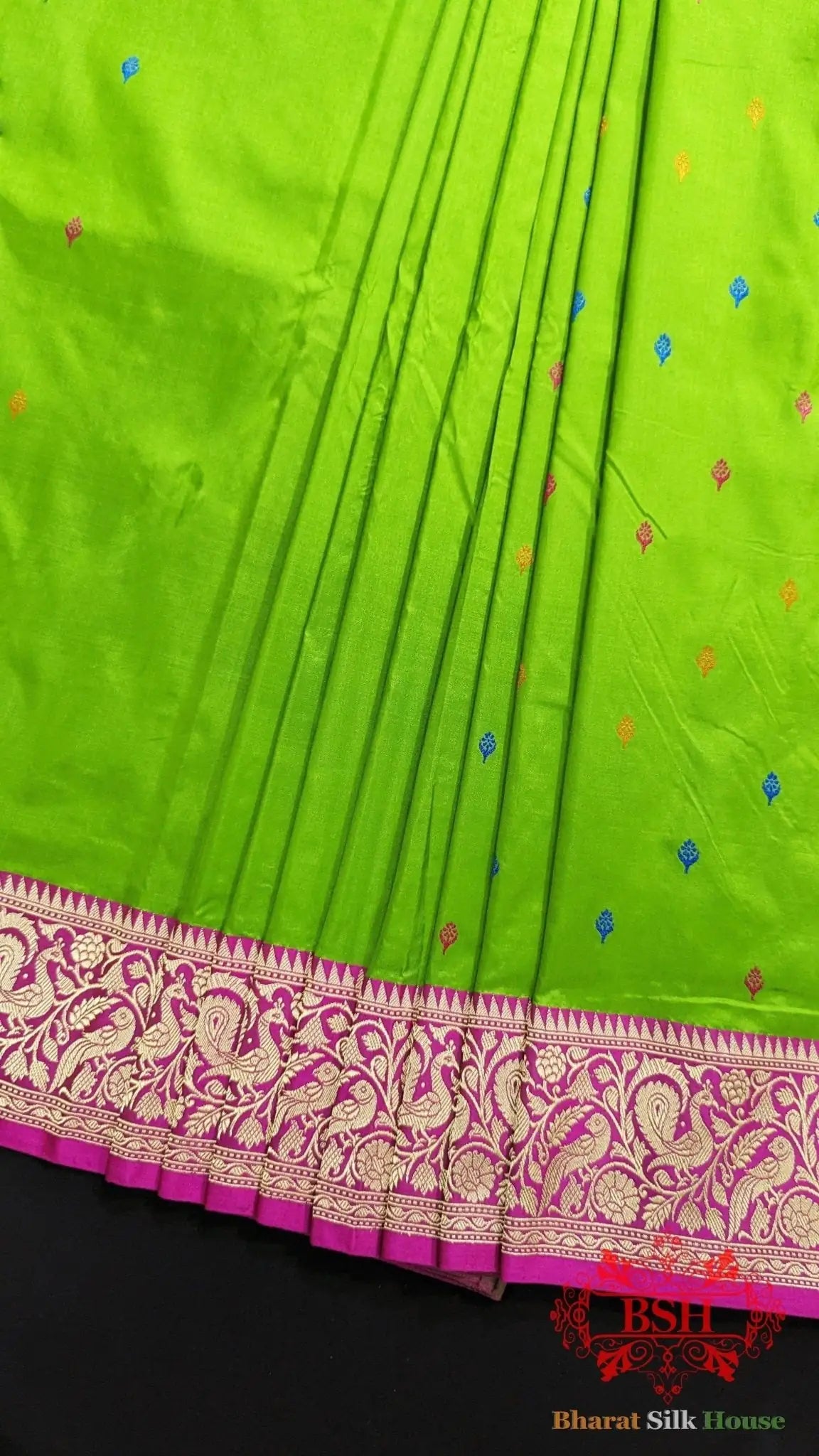Pure Banarasi Handloom Katan Silk Meenakari Antique Zari Saree In Shades Of Parrot Green - Bharat Silk House Pure Kataan Silk