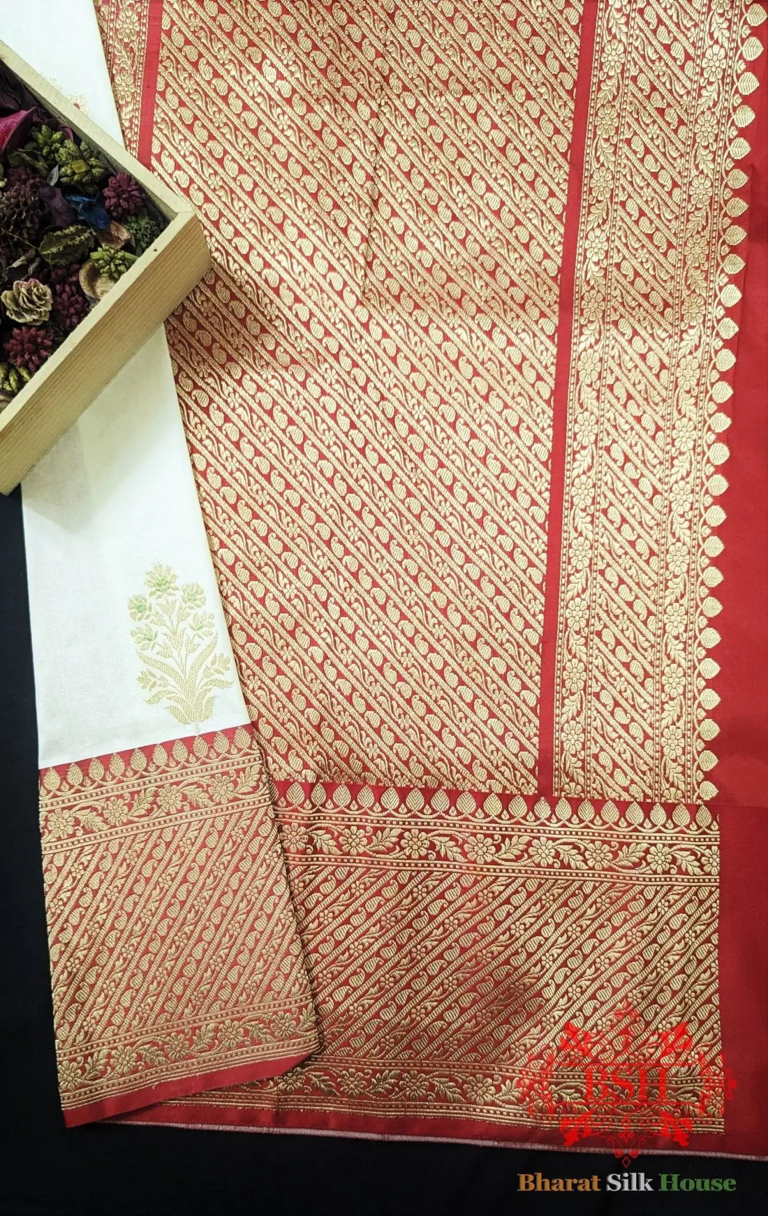 Pure Banarasi Handloom Katan Silk Meenakari Antique Zari Saree In Shades Of White - Bharat Silk House Pure Kataan Silk