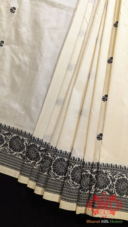 Pure Banrasi Handloom Katan Silk Antique Zari Saree In Shades Of Beige With Black Border - Bharat Silk House Pure Kataan Silk