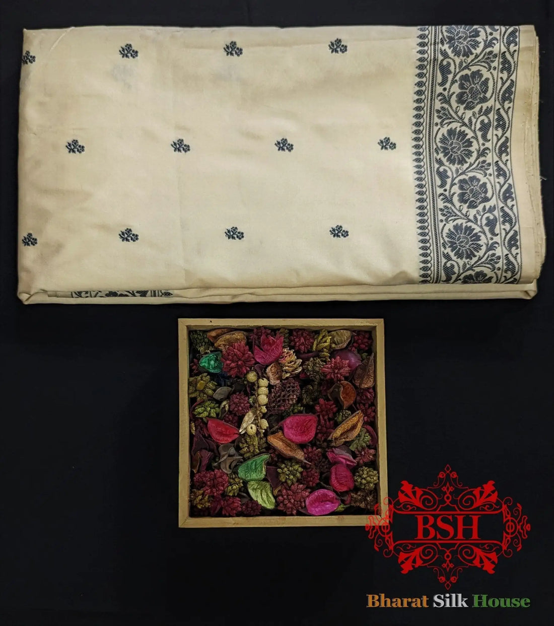 Pure Banrasi Handloom Katan Silk Antique Zari Saree In Shades Of Beige With Grey Border - Bharat Silk House Pure Kataan Silk