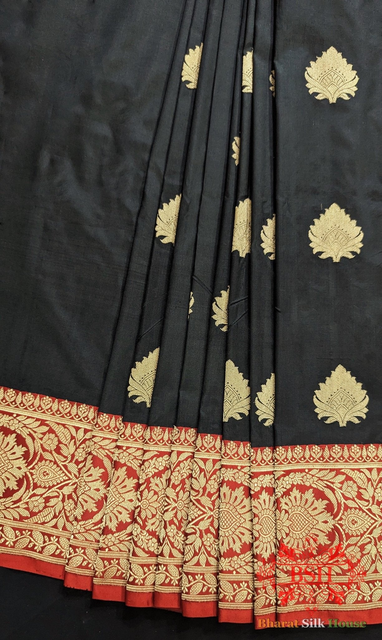 Pure Banrasi Handloom Katan Silk Antique Zari Saree In Shades Of Black - Bharat Silk House