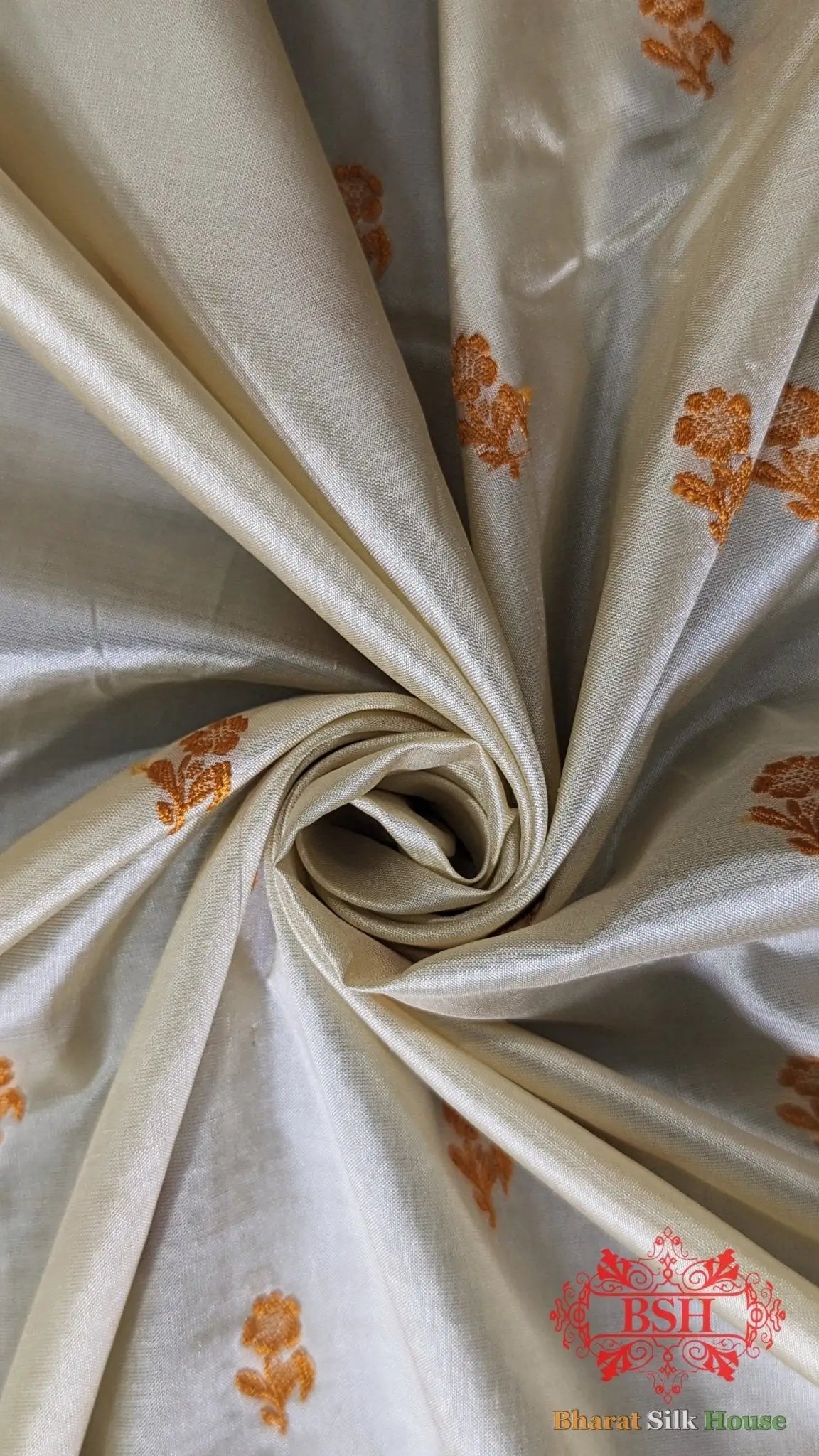 Pure Banrasi Handloom Katan Silk Meenakari Antique Zari Saree In Shades Of Beige With Golden Border - Bharat Silk House Pure Kataan Silk