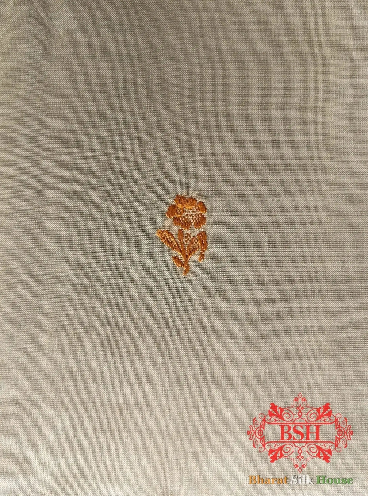 Pure Banrasi Handloom Katan Silk Meenakari Antique Zari Saree In Shades Of Beige With Golden Border - Bharat Silk House Pure Kataan Silk