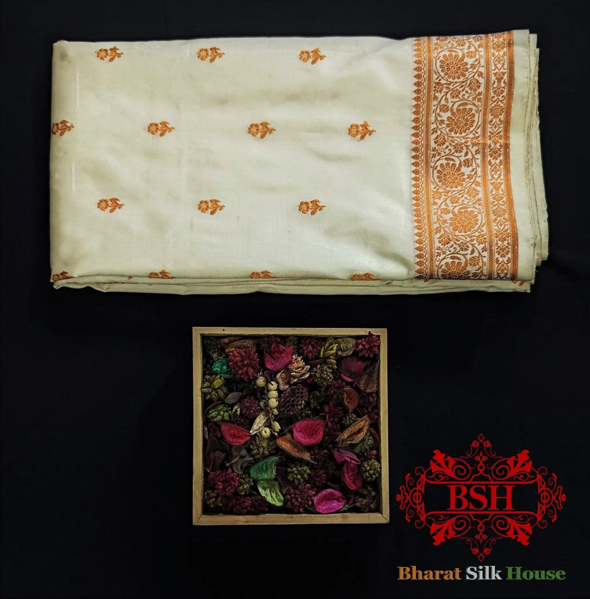 Pure Banrasi Handloom Katan Silk Meenakari Antique Zari Saree In Shades Of Beige With Golden Border - Bharat Silk House Pure Kataan Silk