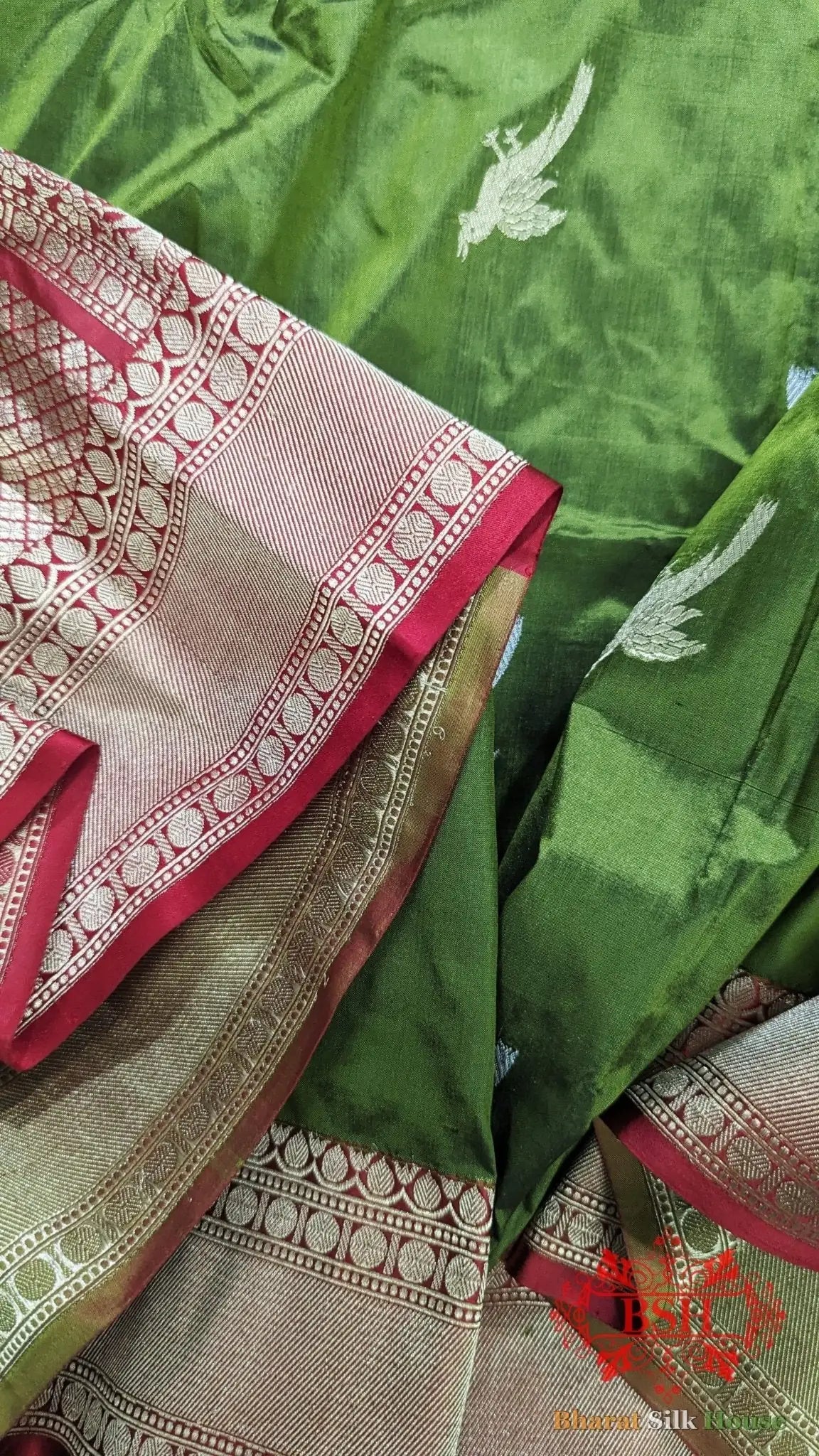 Pure Banrasi Handloom Katan Silk Meenakari Antique Zari Saree In Shades Of Green/ Red - Bharat Silk House Pure Kataan Silk