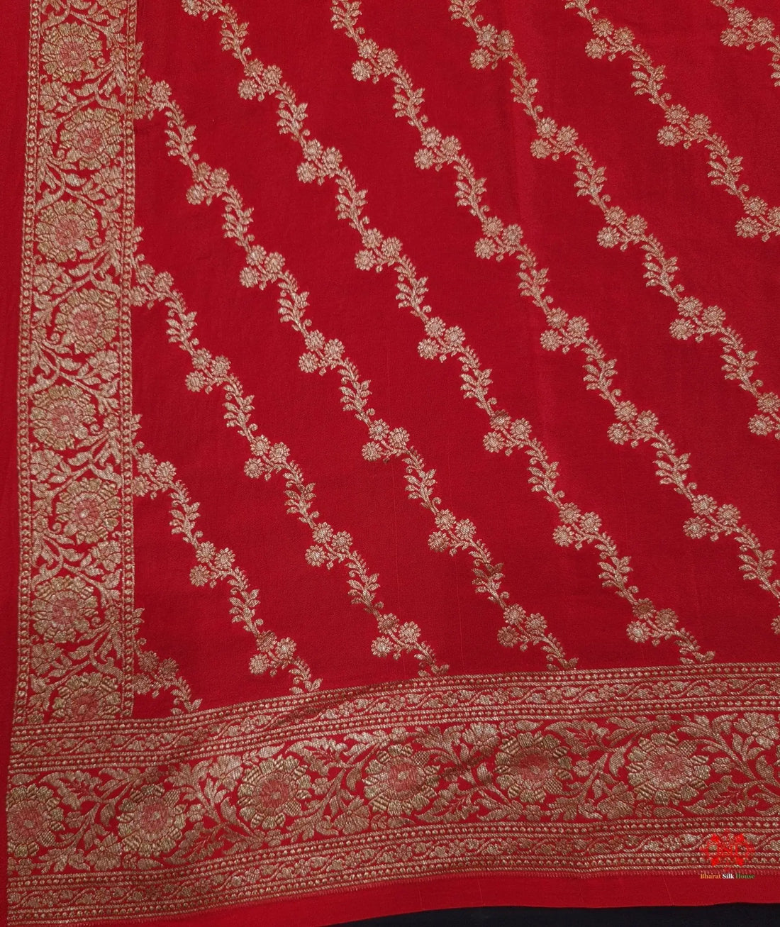 Pure Crepe White With Red Border Saree - Bharat Silk House Chiffon Sarees