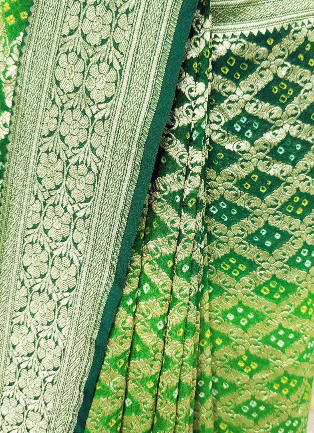 Pure Georgette Banarasi Bandhani Handloom Saree In Dual Shades Of Green - Bharat Silk House Bandhej